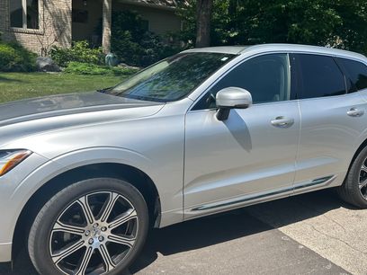 Used 2021 Volvo XC60 T5 Inscription w/ Advanced Package