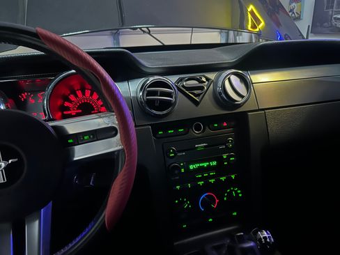 Used 2006 Ford Mustang GT Premium image 6