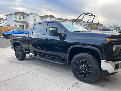 Used 2024 Chevrolet Silverado 2500 LT w/ Convenience Package AWD/4WD image 1