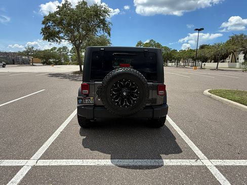 Used 2016 Jeep Wrangler Unlimited Sport w/ Quick Order Package 24S AWD/4WD image 2