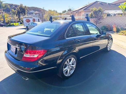 Used 2012 Mercedes-Benz C 300 4MATIC Sedan image 6