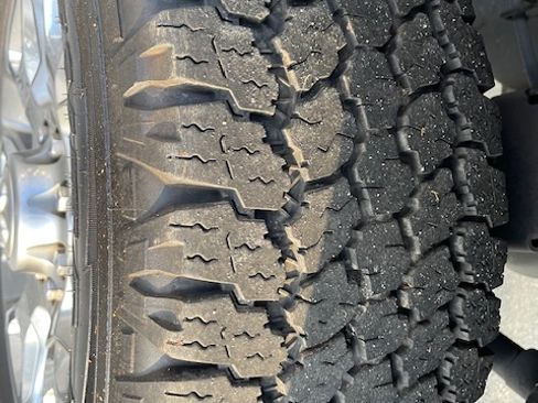 Used 2018 RAM 3500 Laramie Longhorn image 26