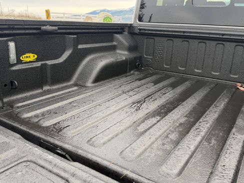 Used 2021 Jeep Gladiator Rubicon image 8