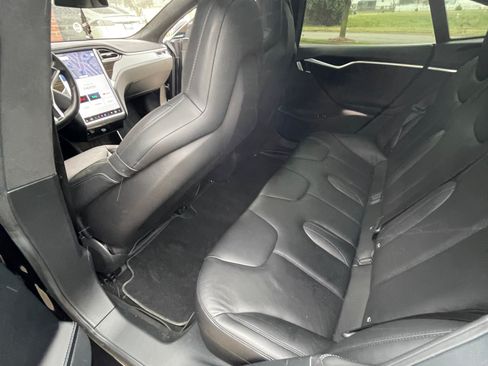Used 2016 Tesla Model S P90D image 13