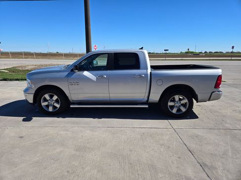 Used 2017 RAM 1500 Lone Star image 2