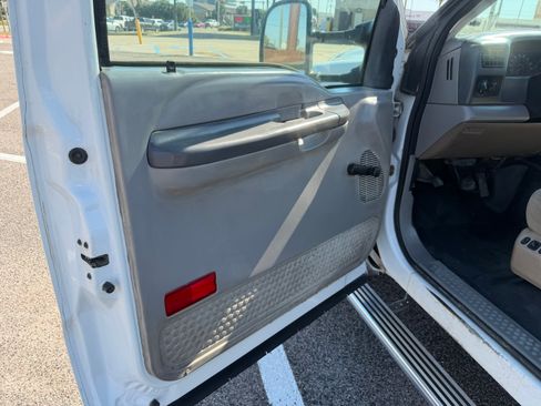 Used 2000 Ford F350 Long Bed image 14