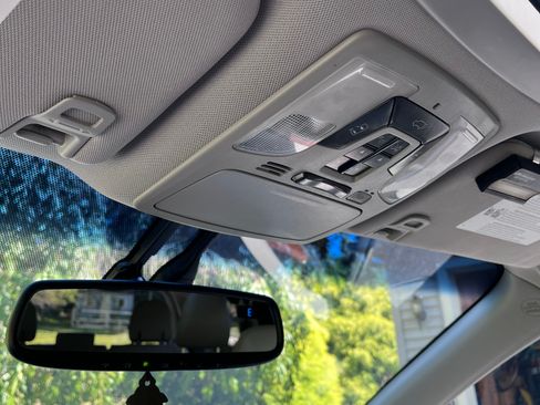 Used 2015 Toyota Sienna Limited Premium AWD/4WD image 14