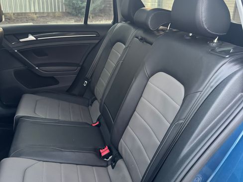 Used 2015 Volkswagen Golf TDI SEL image 11