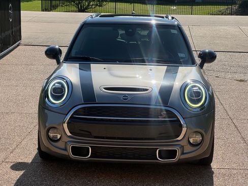 Used 2019 MINI Cooper S FWD image 4