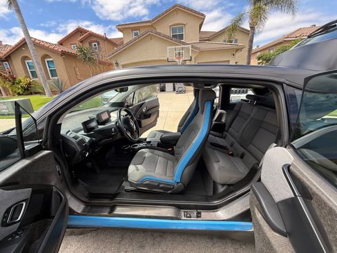 Used 2017 BMW i3 w/ Range Extender image 16