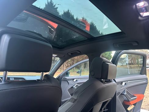 Used 2019 Audi Q3 2.0T Prestige image 8