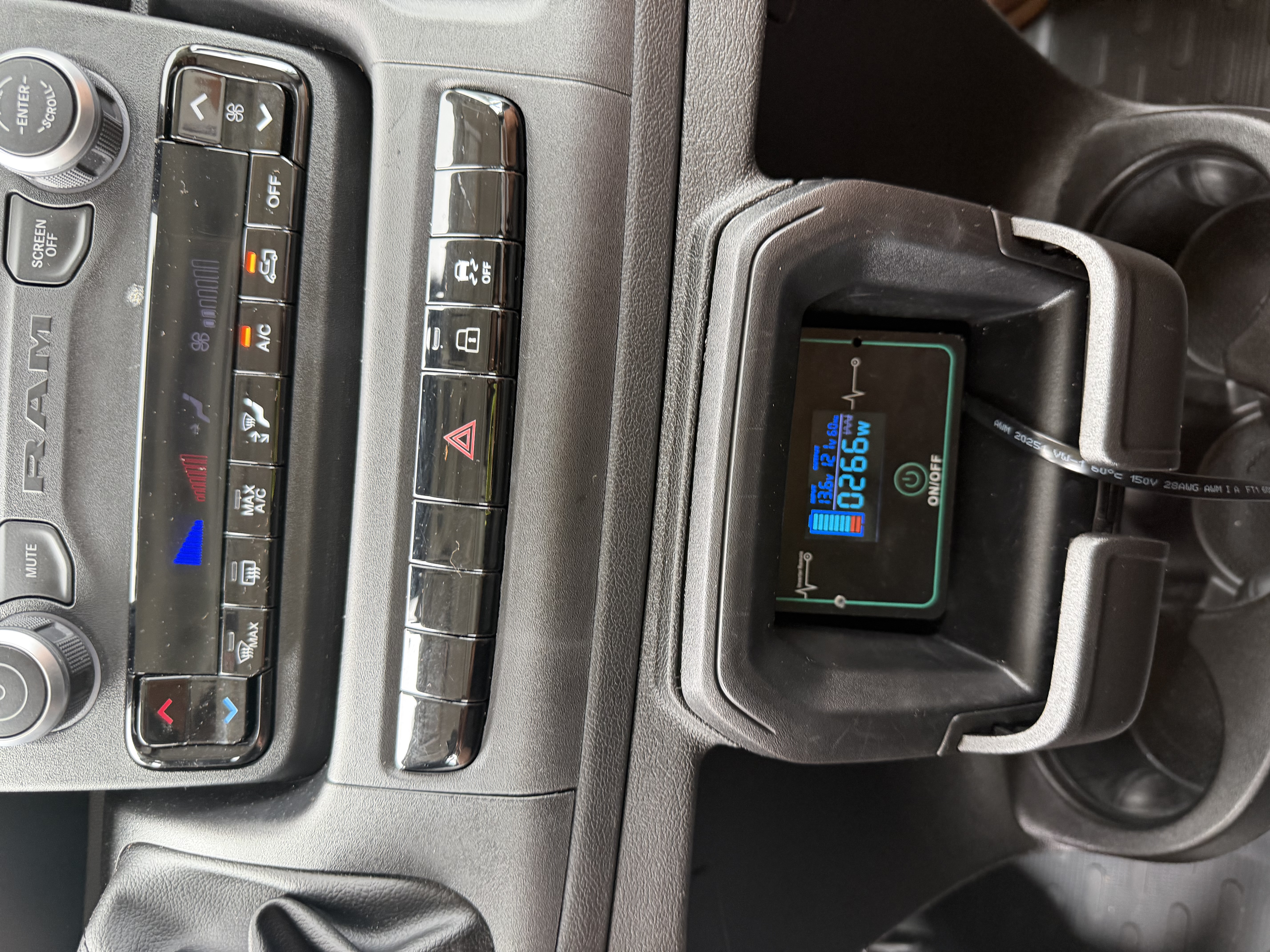 Used 2023 RAM ProMaster 2500 w/ Interior LED Lighting Group FWD image 8