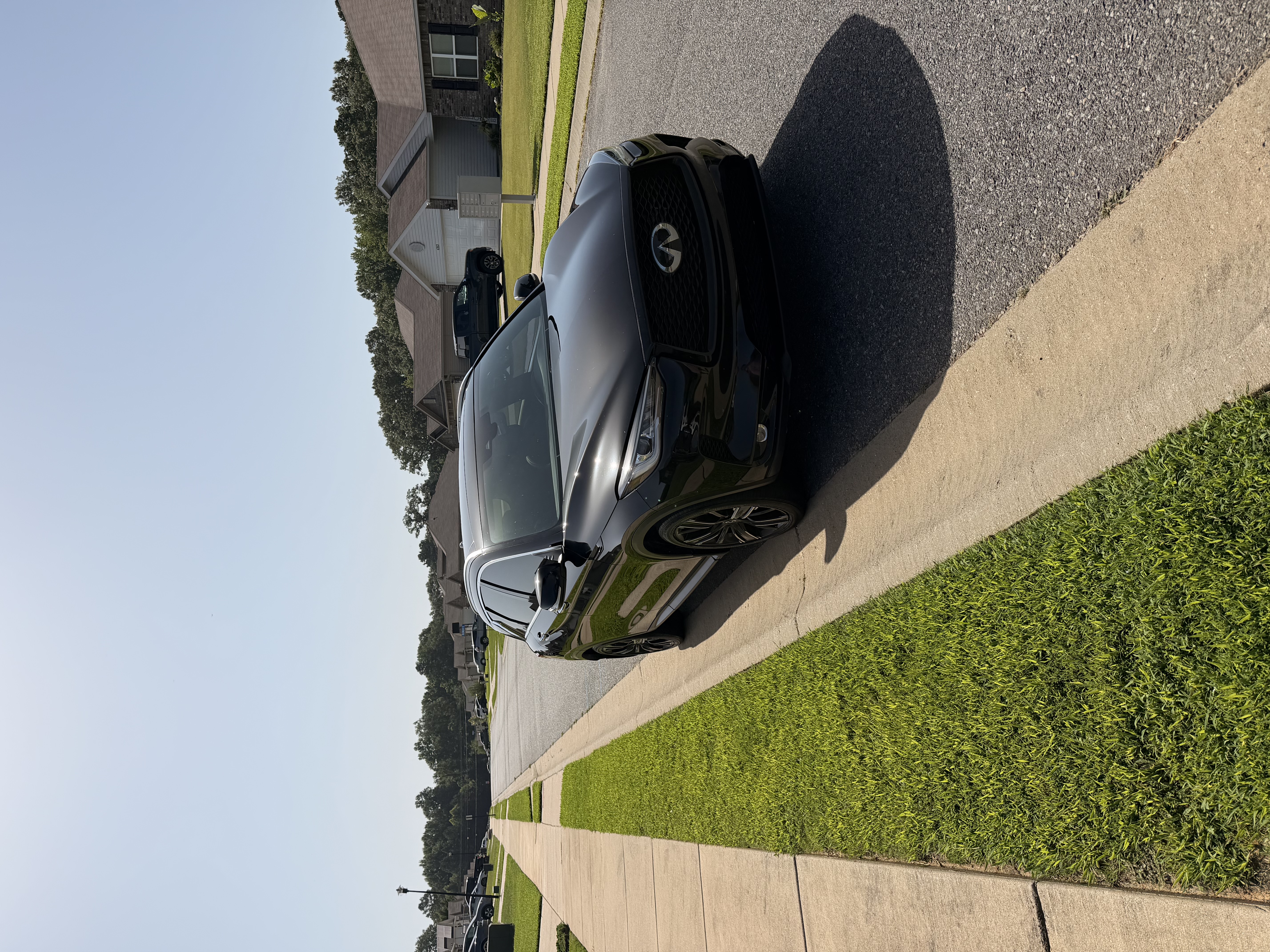Used 2022 INFINITI QX50 Luxe w/ Appearance Package FWD image 1