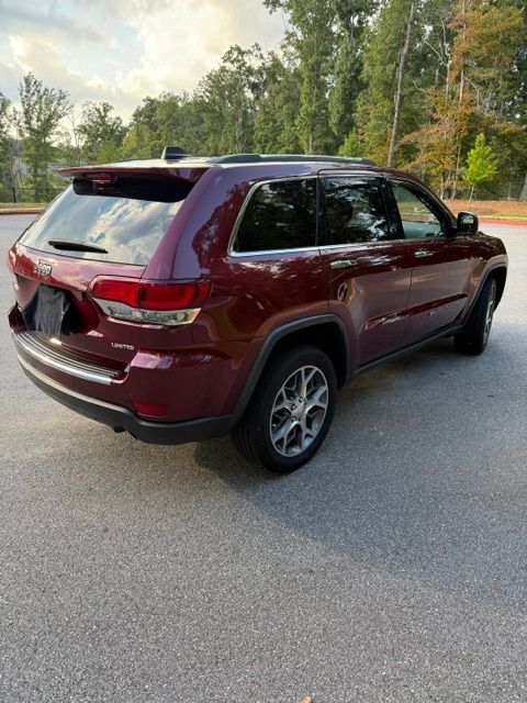 Used 2022 Jeep Grand Cherokee Limited w/ Tech Group AWD/4WD image 4