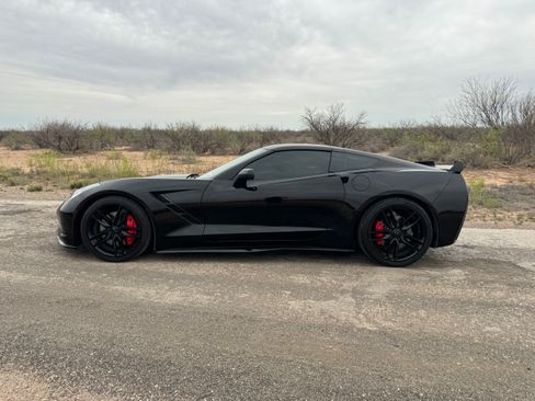 Used 2015 Chevrolet Corvette Stingray Coupe RWD image 13