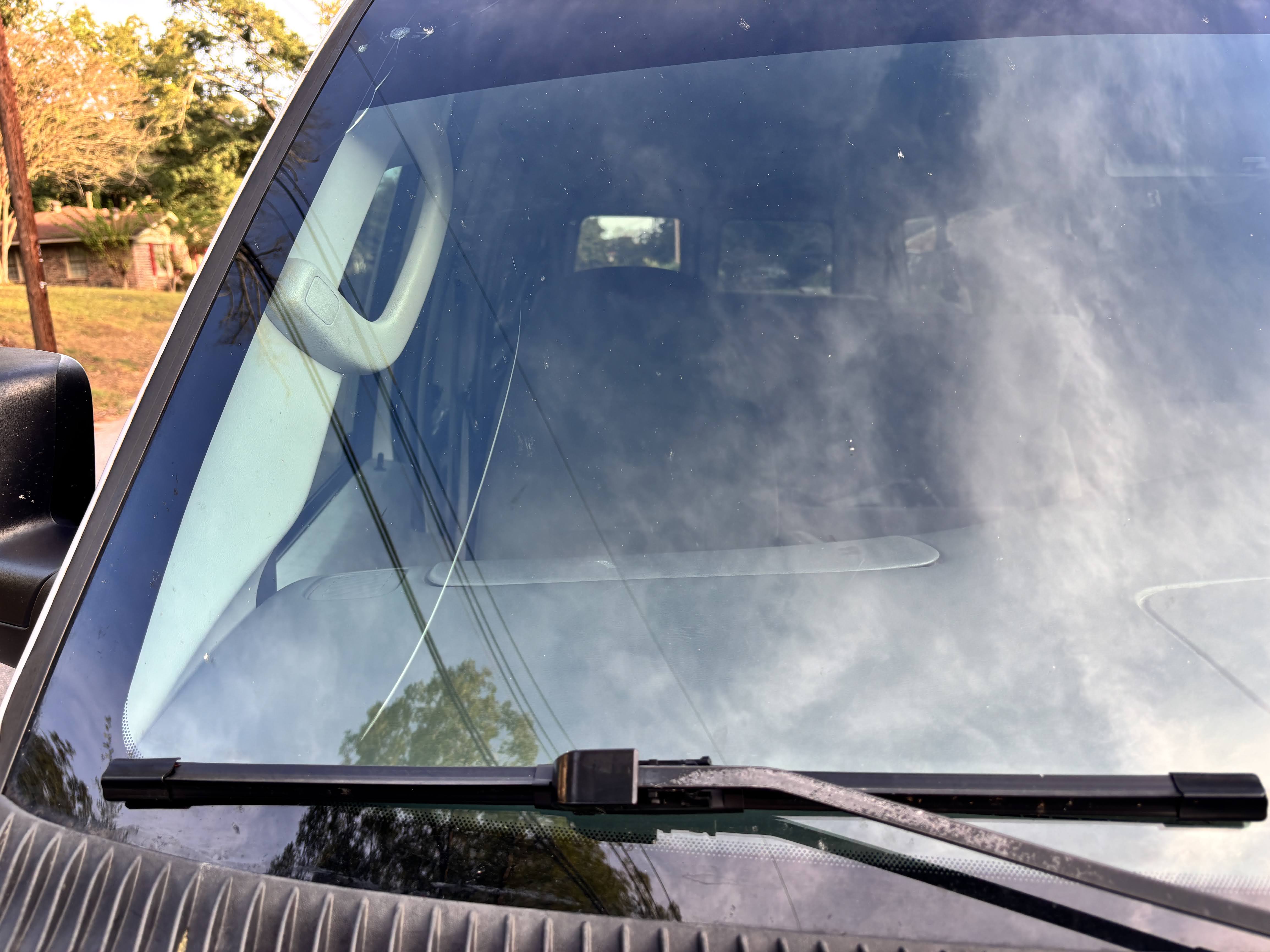 Used 2006 Ford E-350 and Econoline 350 XL RWD image 22