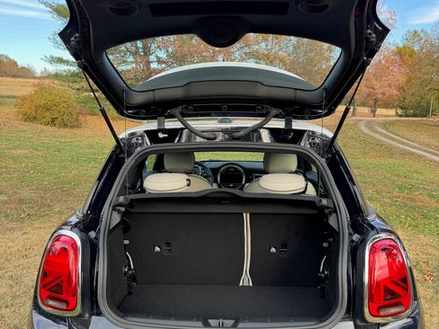 Used 2020 MINI Cooper S image 16