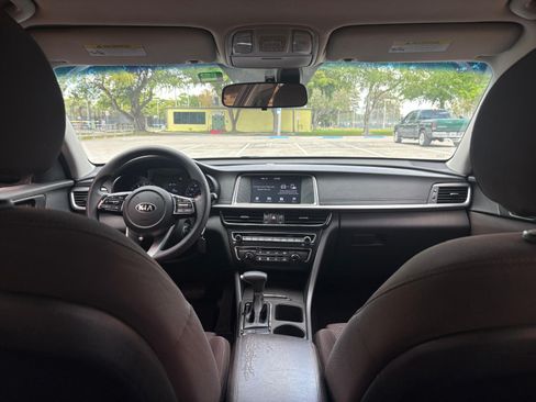 Used 2019 Kia Optima LX image 17