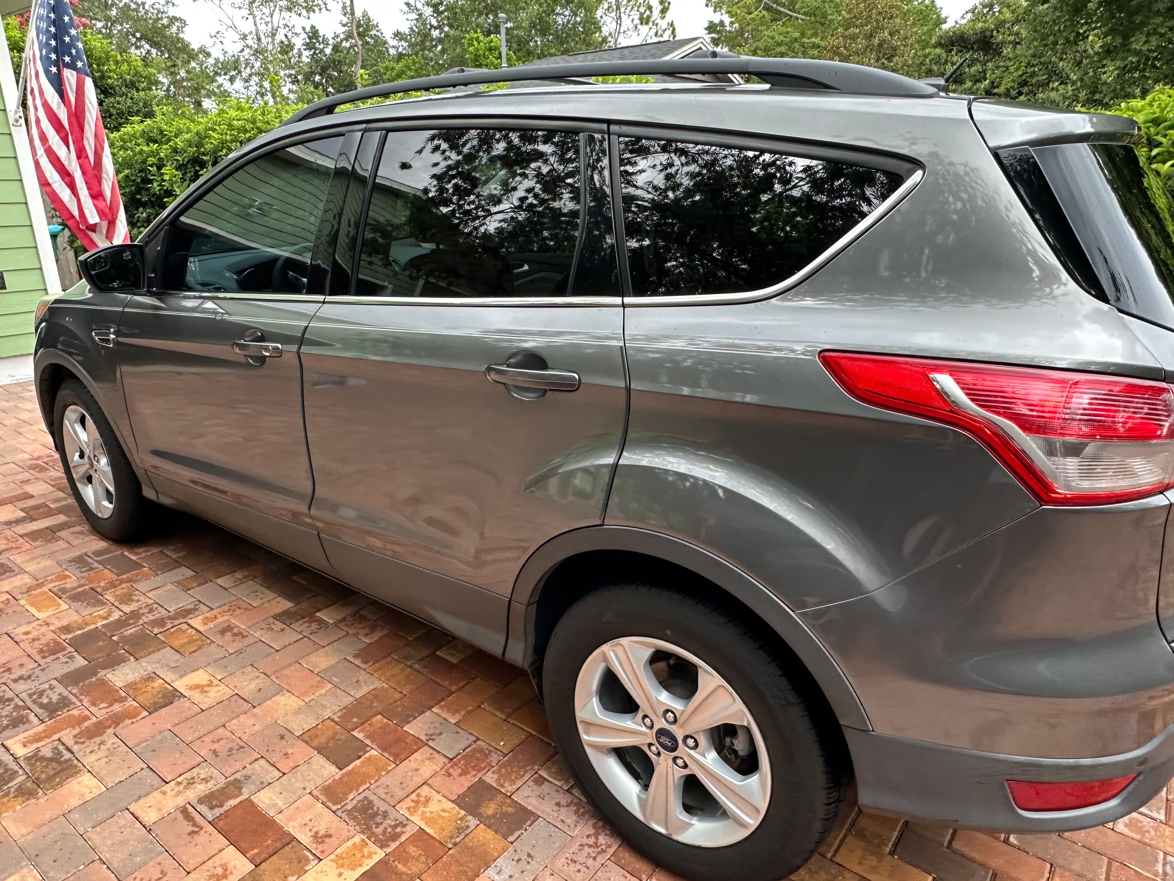 Used 2014 Ford Escape SE w/ Equipment Group 201A FWD image 17