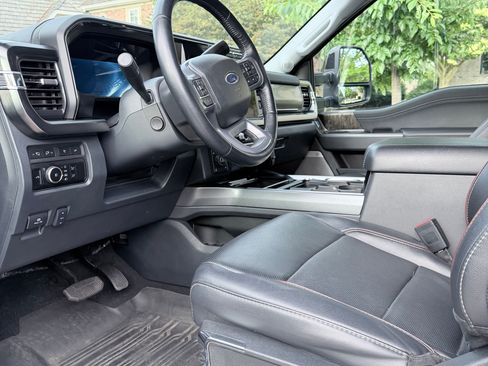 Used 2023 Ford F350 Lariat w/ Lariat Ultimate Package AWD/4WD image 21