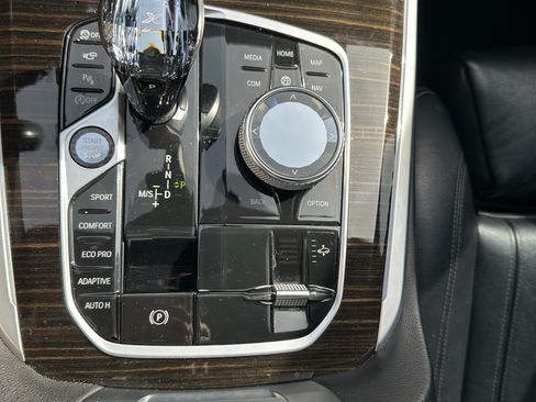 Used 2020 BMW X5 sDrive40i w/ Premium Package image 10