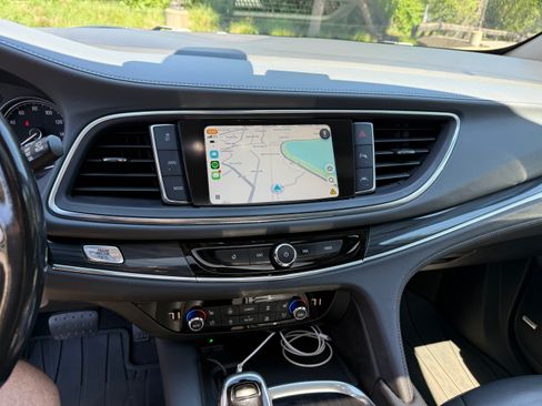Used 2019 Buick Enclave Premium w/ Experience Buick Package AWD/4WD image 8