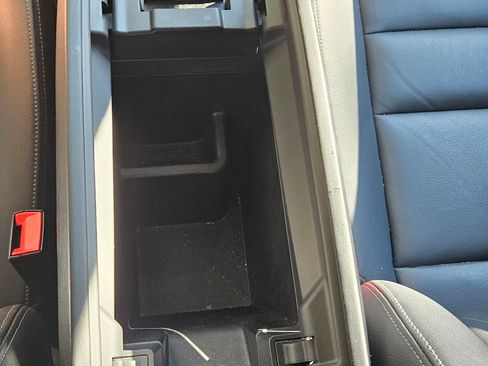 Used 2023 Nissan Rogue SL image 10