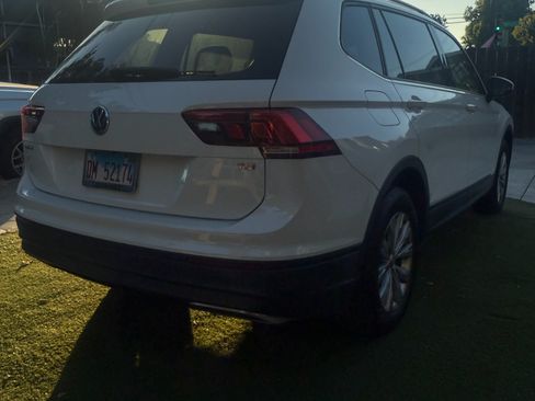 Used 2018 Volkswagen Tiguan S FWD image 6