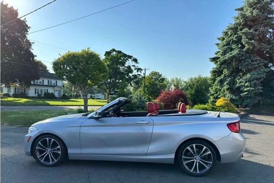Used 2015 BMW 228i xDrive Convertible AWD/4WD image 10