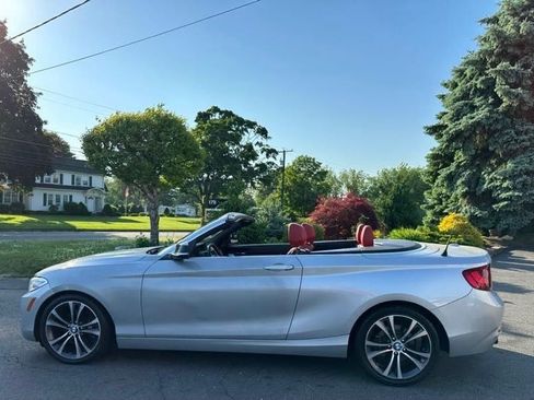 Used 2015 BMW 228i xDrive Convertible AWD/4WD image 10