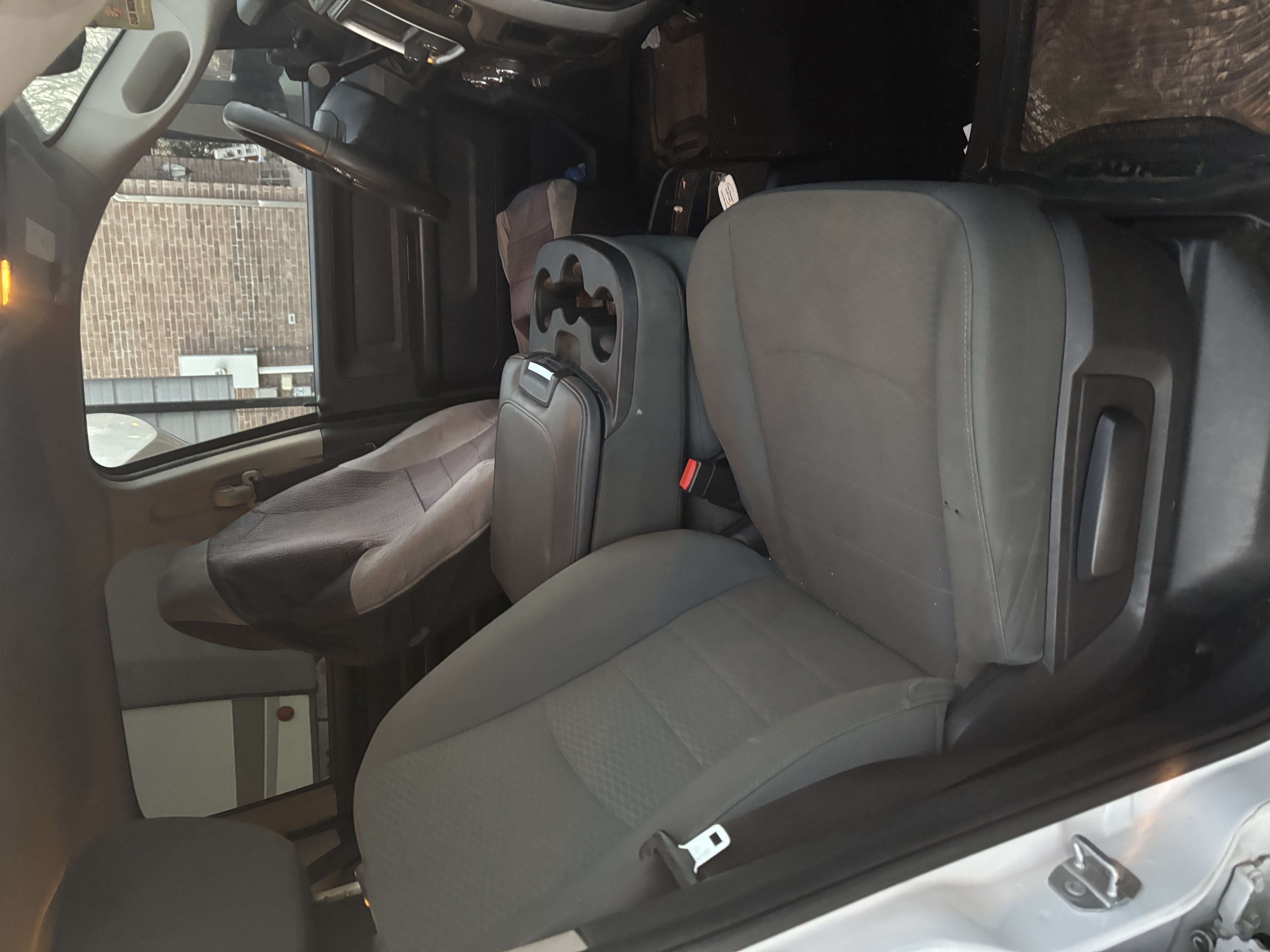 Used 2015 RAM 2500 Tradesman w/ Chrome Appearance Group AWD/4WD image 10