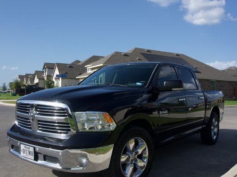 Used 2016 RAM 1500 Lone Star RWD image 1