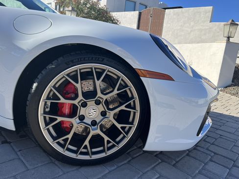 Used 2021 Porsche 911 Carrera S image 11