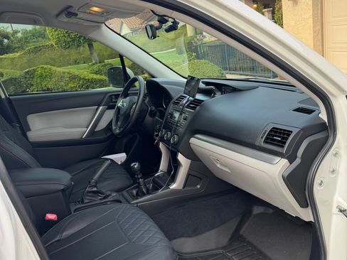 Used 2014 Subaru Forester 2.5i Premium image 8