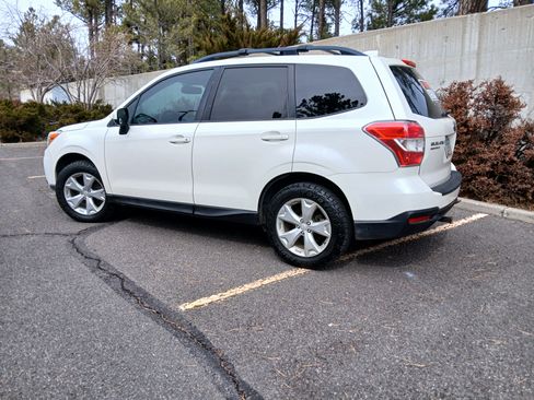 Used 2016 Subaru Forester 2.5i Premium image 5