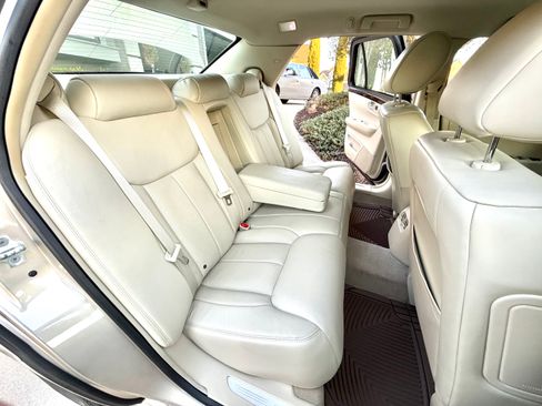 Used 2009 Cadillac DTS image 12