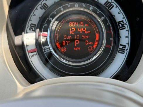 Used 2012 FIAT 500 Pop FWD image 25