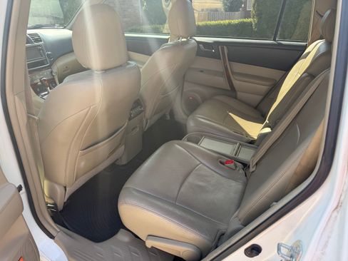Used 2013 Toyota Highlander Limited image 13