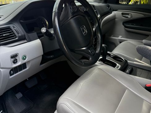 Used 2017 Honda Pilot EX-L image 10