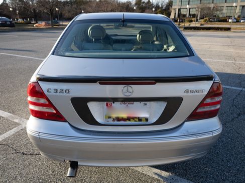 Used 2005 Mercedes-Benz C 320 4MATIC Sedan image 12