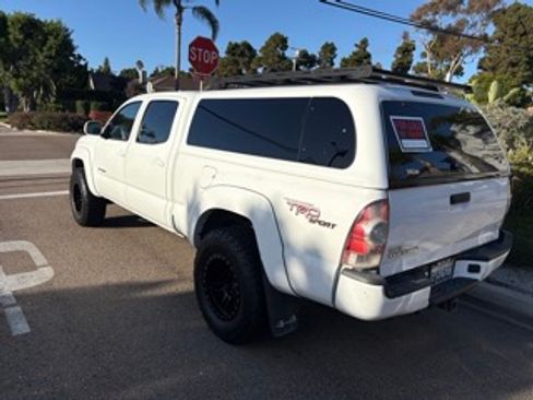 Used 2011 Toyota Tacoma 4x4 Double Cab image 10