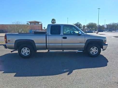 Used 2002 Chevrolet Silverado 1500 LT w/ Off-Road Pkg image 12