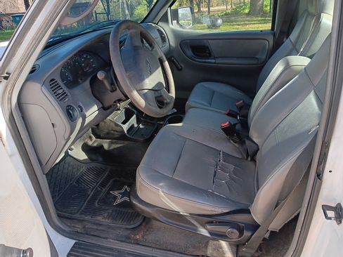 Used 2009 Ford Ranger XLT image 8