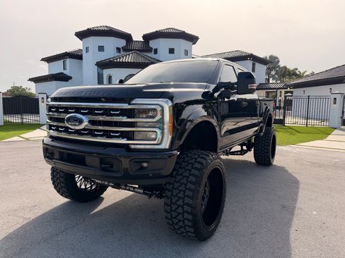 Used 2025 Ford F250 Platinum AWD/4WD image 24