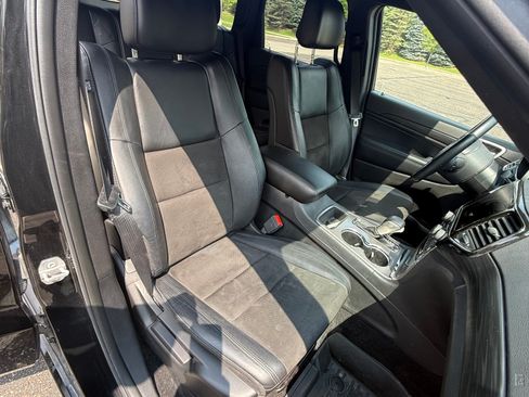 Used 2021 Jeep Grand Cherokee Laredo X AWD/4WD image 18