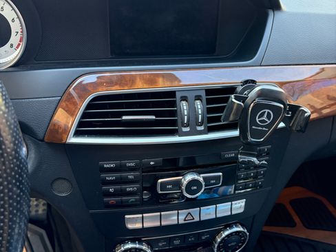 Used 2014 Mercedes-Benz C 300 4MATIC Sedan image 10