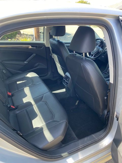 Used 2016 Volkswagen Passat 1.8T SE FWD image 13