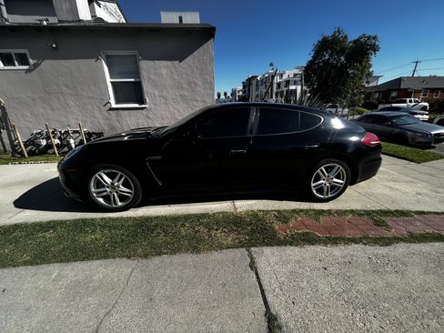 Used 2014 Porsche Panamera image 5