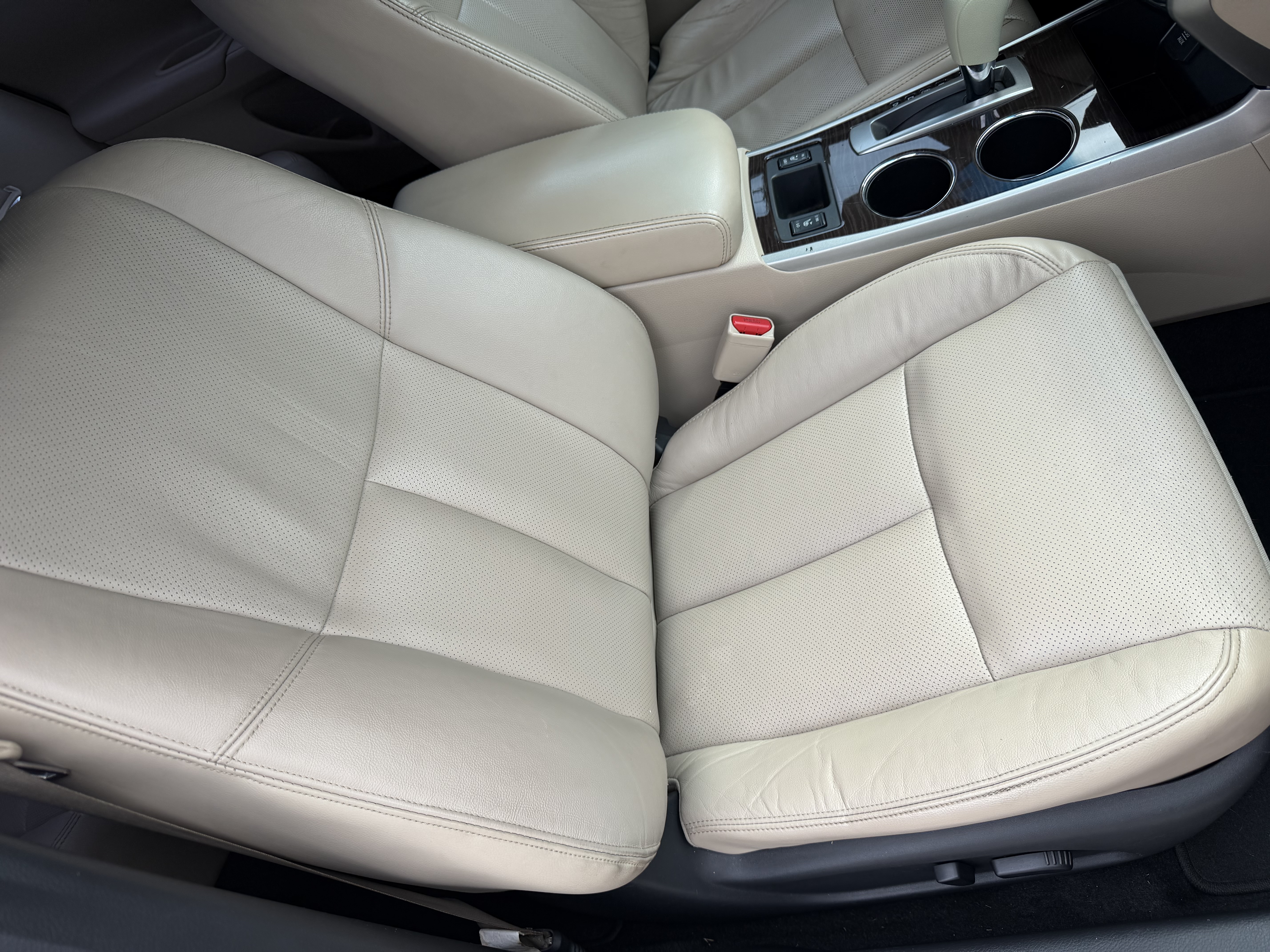 Used 2015 Nissan Altima 2.5 SL w/ Technology Package FWD image 19