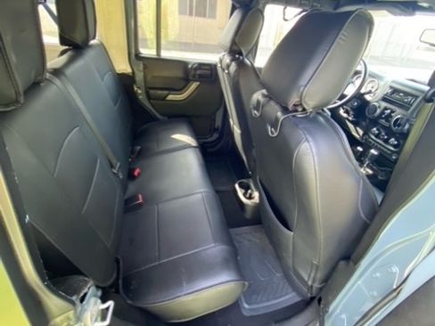 Used 2015 Jeep Wrangler Unlimited Sport w/ Quick Order Package 24S image 11